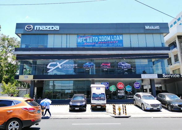 THREE-STORY BUILDING WITH MAZDA SHOWROOM application of CFRP