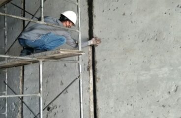 Batasan_tunnel_epoxy grout_scaffolds_retrofitting