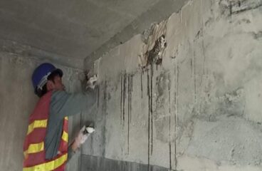 application of epoxy mortar-crack repair-manpower-yangiran bridge-rmbrci